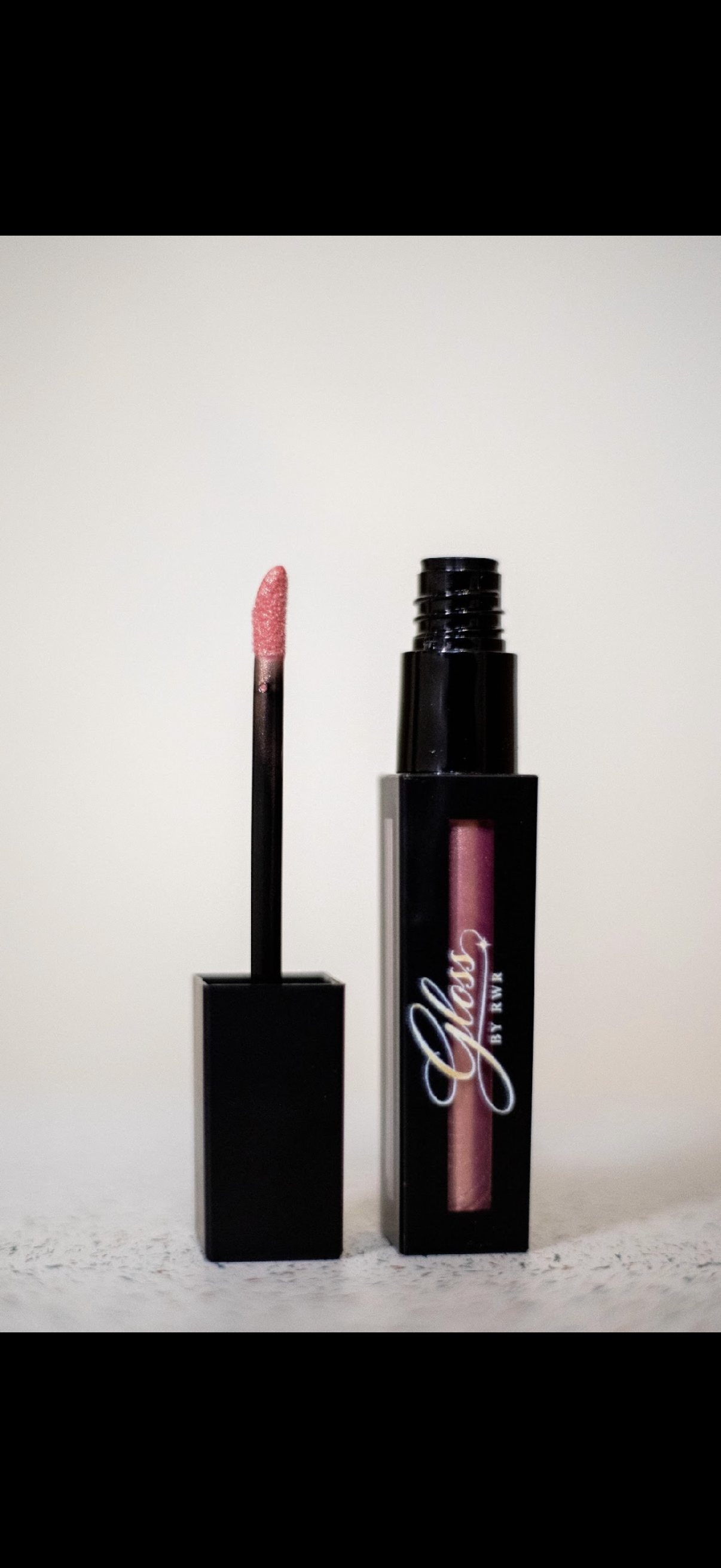 Shade pinky